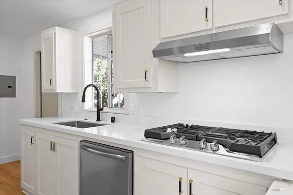 $325,000 | 8145 Willow Street, Windsor, CA 95492