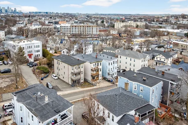 $3,600 | 29 East Street, Unit 2, Boston, MA 02122