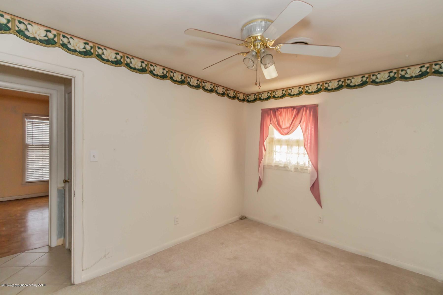 4614 South Bryan Street Amarillo, TX 79110 - Photo 21 of 35 BEDROOM 2 VIEW 2