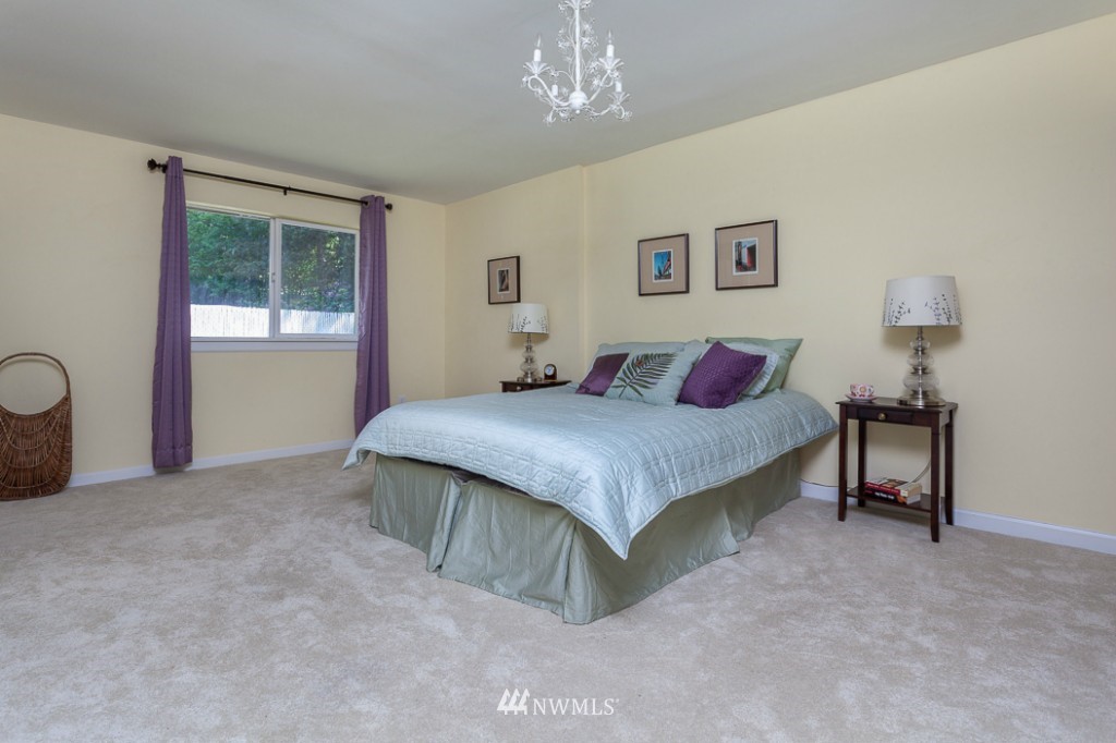 409 219th Place Southwest Bothell, WA 98021 - Photo 12 of 19