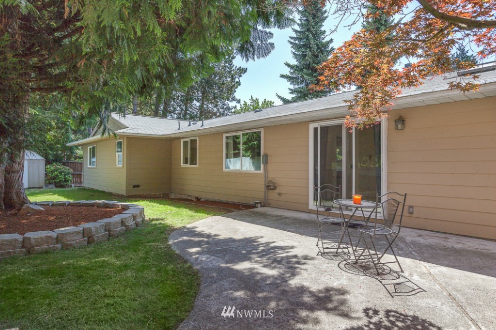 409 219th Place Southwest Bothell, WA 98021 - Photo 17 of 19