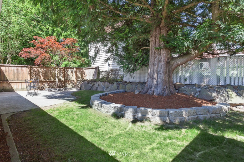 409 219th Place Southwest Bothell, WA 98021 - Photo 18 of 19