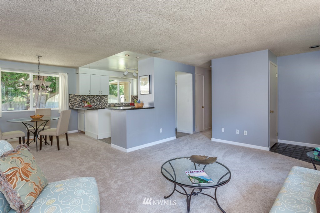 409 219th Place Southwest Bothell, WA 98021 - Photo 3 of 19