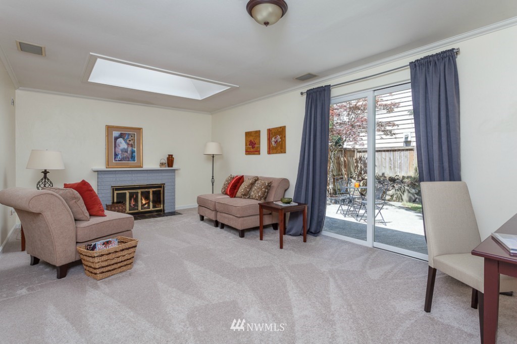 409 219th Place Southwest Bothell, WA 98021 - Photo 9 of 19