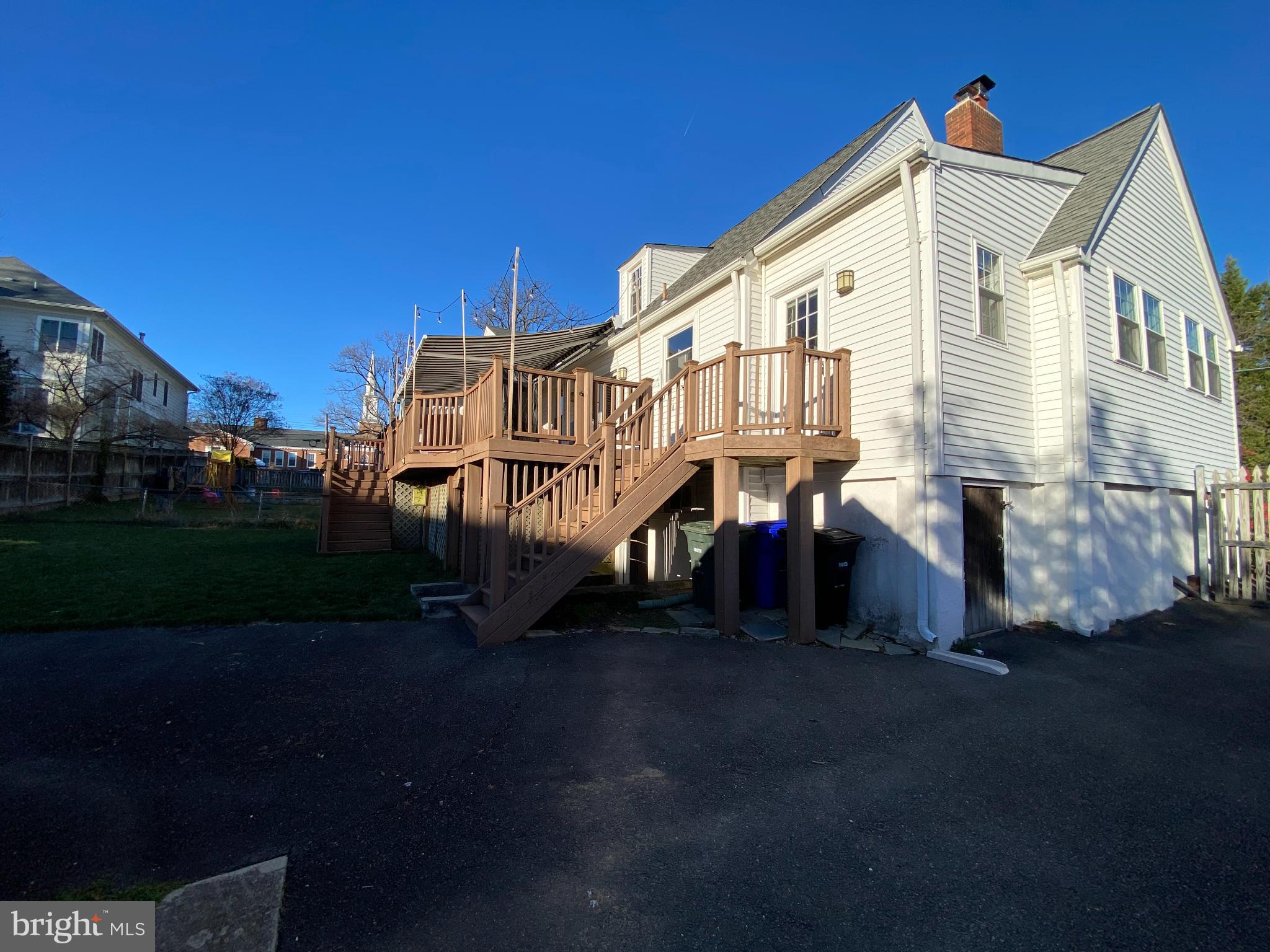 1406 North Glebe Road Arlington, VA 22207 - Photo 18 of 20 Charming home with inviting outdoor space.
