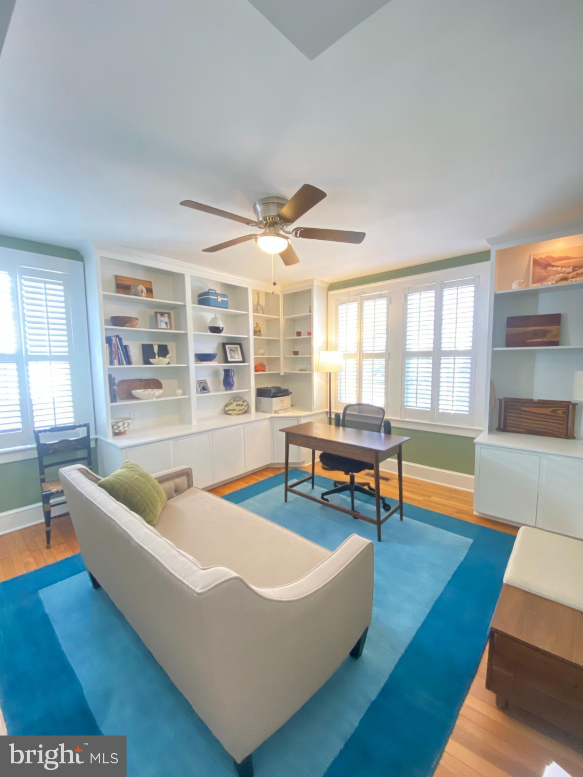 1406 North Glebe Road Arlington, VA 22207 - Photo 7 of 20 Bright and inviting home office retreat.