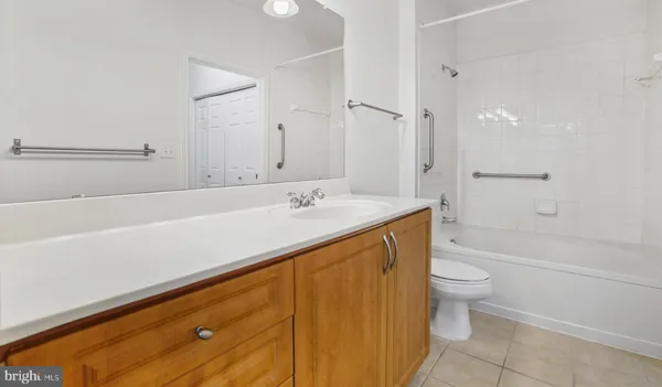 $305,000 | 12905 Centre Park Circle, Unit 107, Herndon, VA 20171