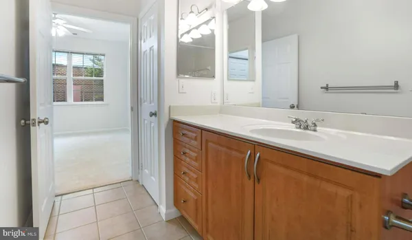 $305,000 | 12905 Centre Park Circle, Unit 107, Herndon, VA 20171