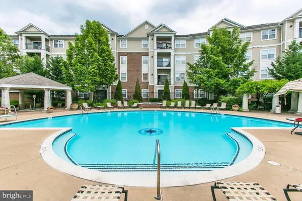 $305,000 | 12905 Centre Park Circle, Unit 107, Herndon, VA 20171