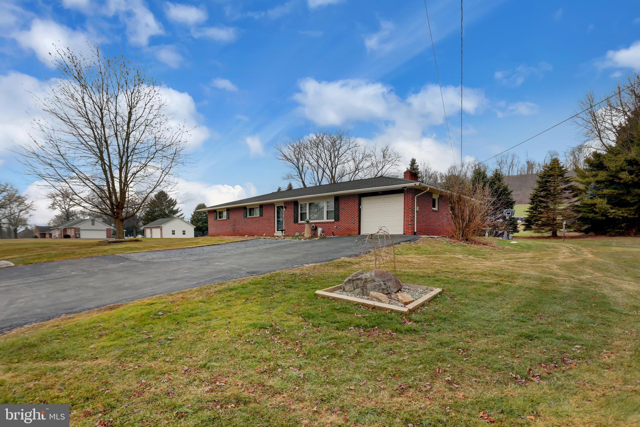 715 Shermans Valley Road New Bloomfield, PA 17068 - Photo 2 of 37 Gallery Image 2