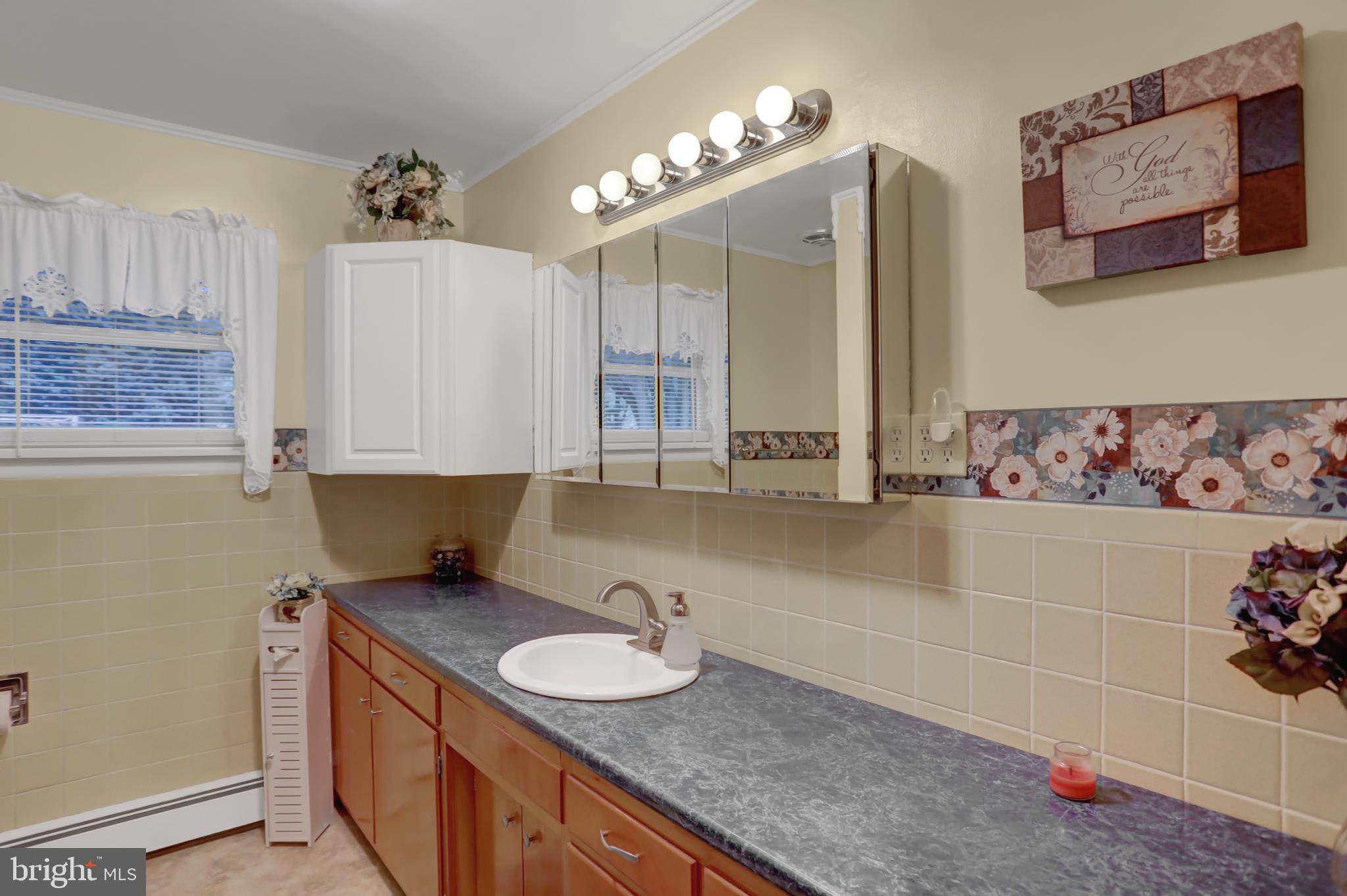 715 Shermans Valley Road New Bloomfield, PA 17068 - Photo 16 of 37 Gallery Image 16