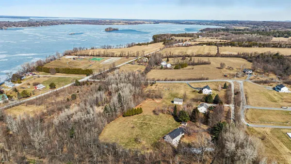 $630,000 | 264 Lake Brook Drive, Georgia, VT 05478