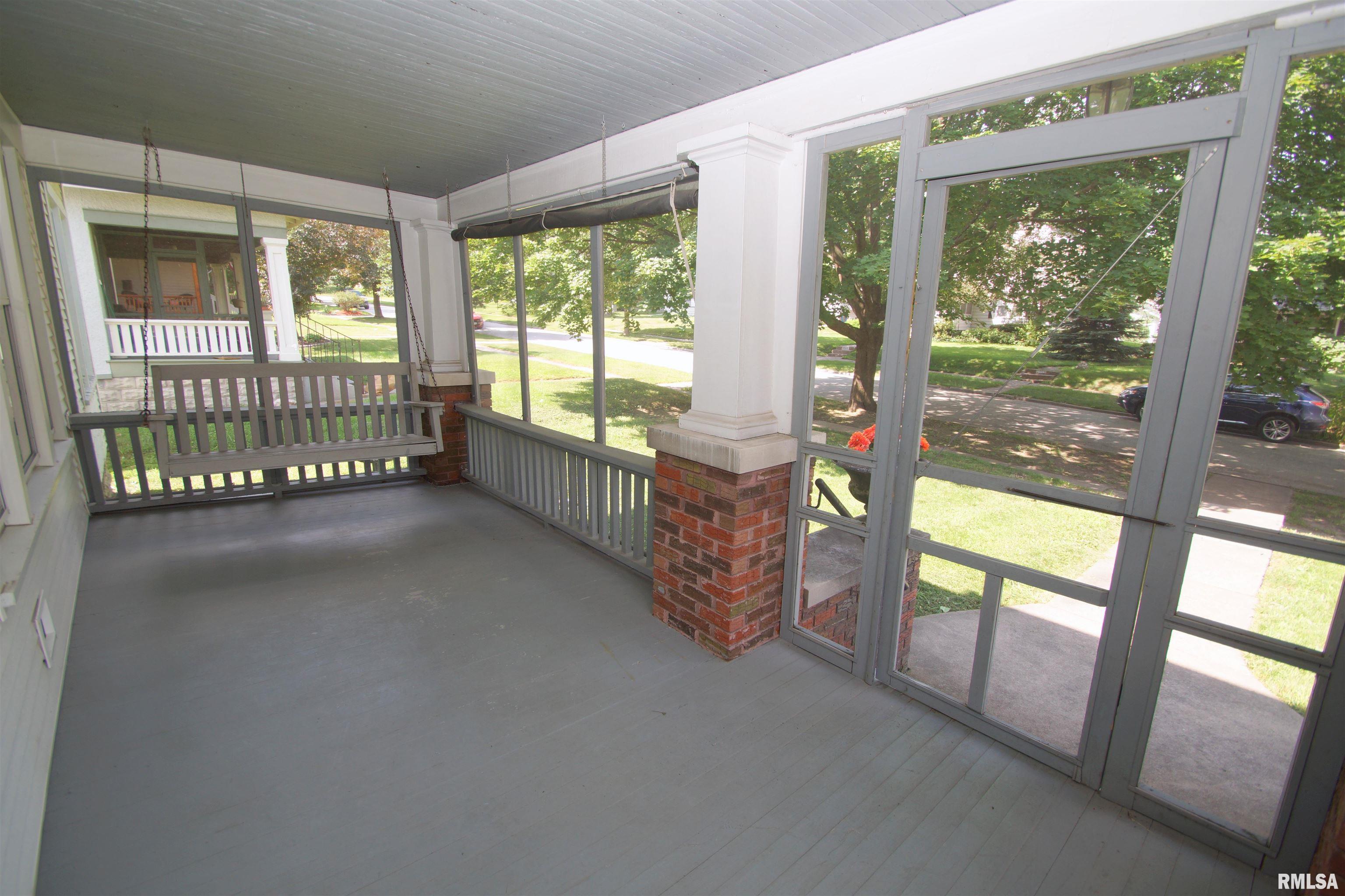 2509 Ripley Street Davenport, IA 52803 - Photo 2 of 20 Gallery Image 2