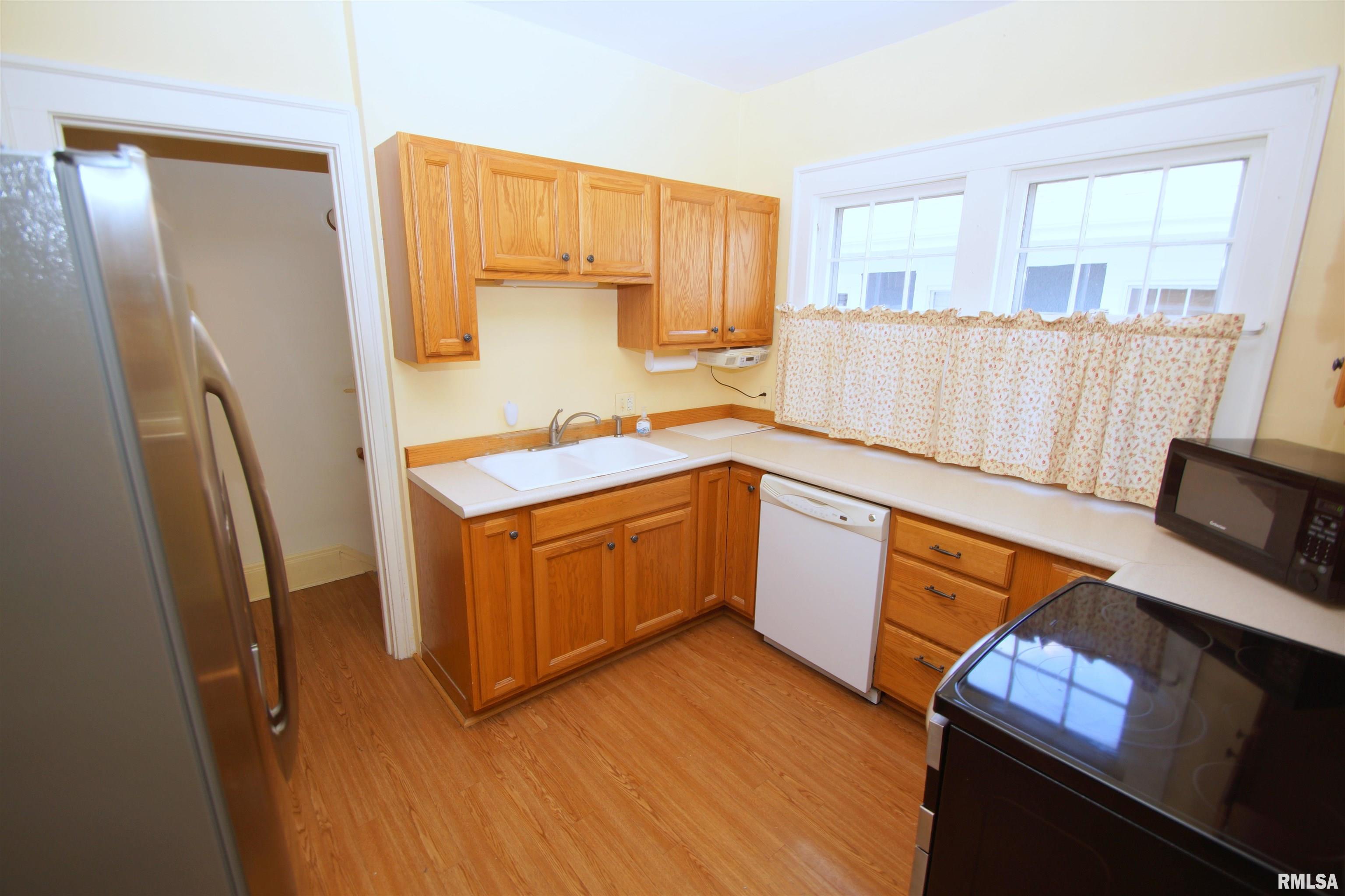 2509 Ripley Street Davenport, IA 52803 - Photo 8 of 20 Gallery Image 8