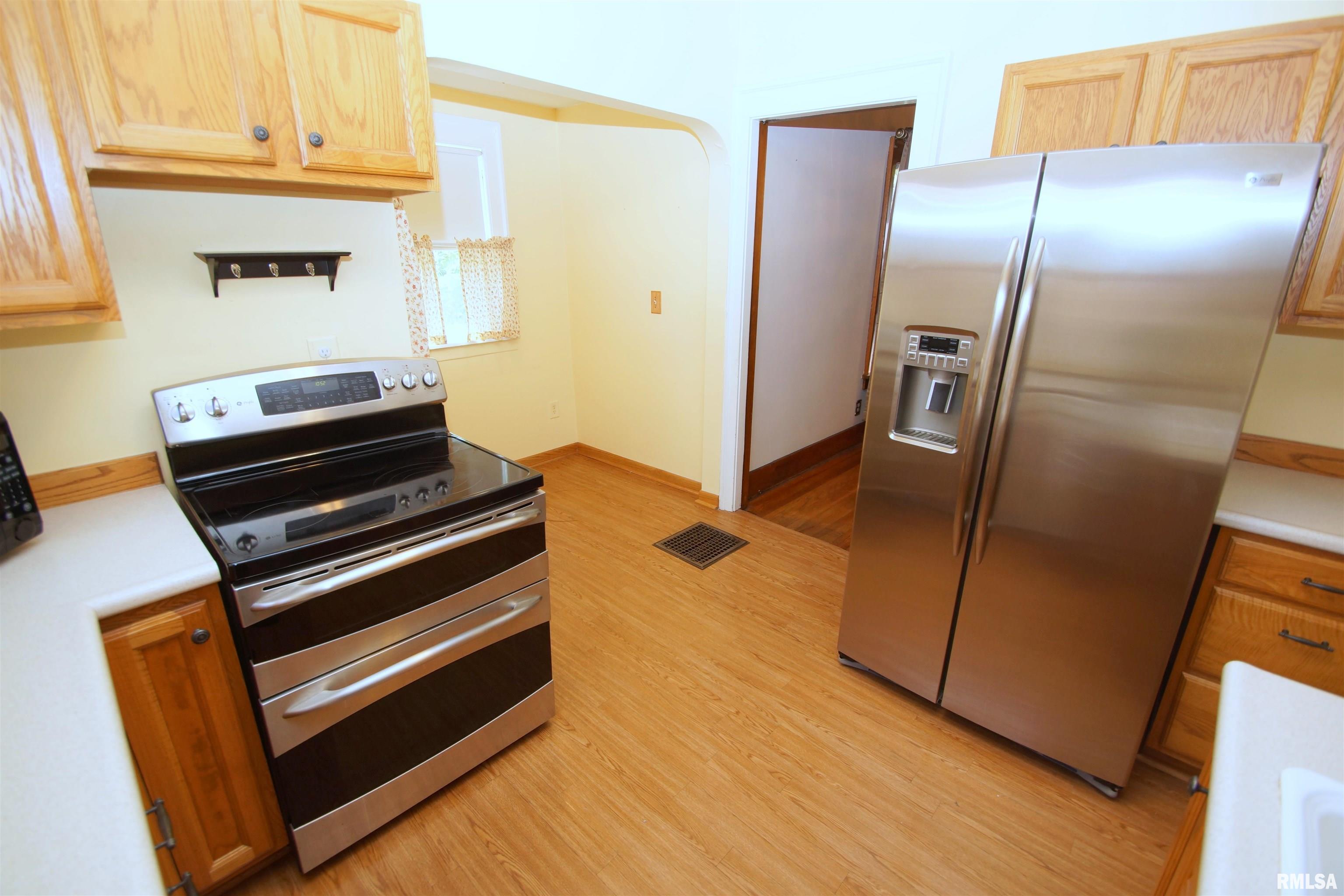 2509 Ripley Street Davenport, IA 52803 - Photo 9 of 20 Gallery Image 9