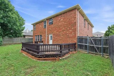$525,000 | 512 Darlene Trail, Euless, TX 76039