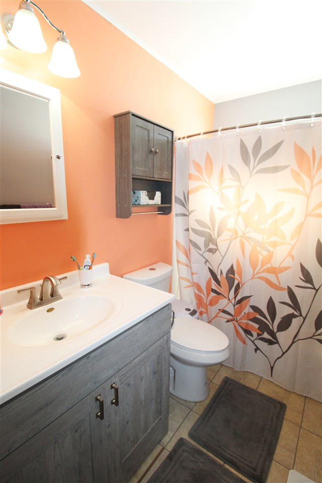 12023 Coldwater Road Flushing, MI 48433 - Photo 17 of 26