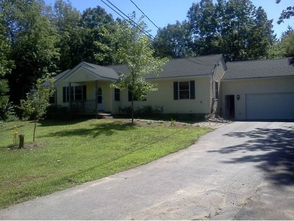 44 Governors Road Farmington, NH 03835 - Photo 1 of 22