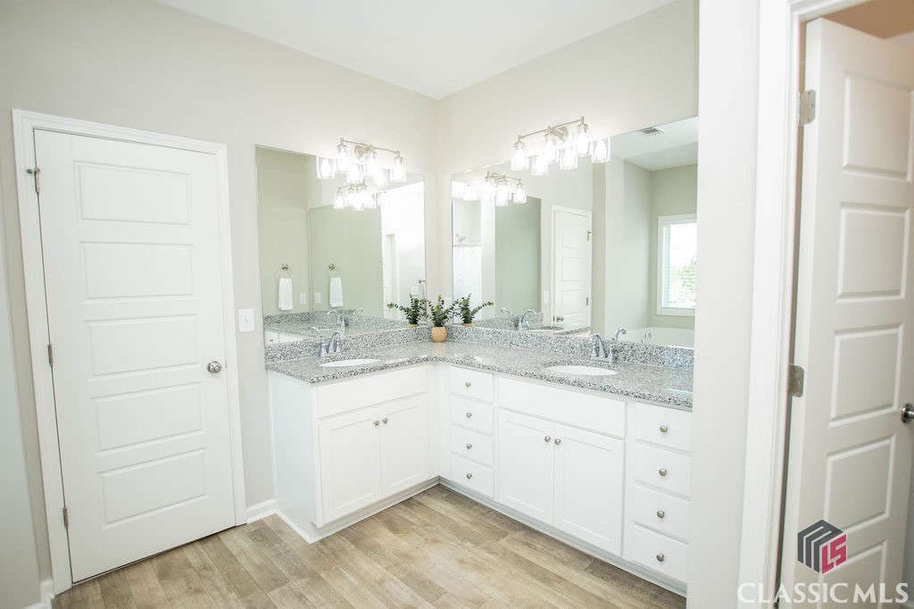 126 Chestnut Trail Commerce, GA 30529 - Photo 23 of 40 Gallery Image 23