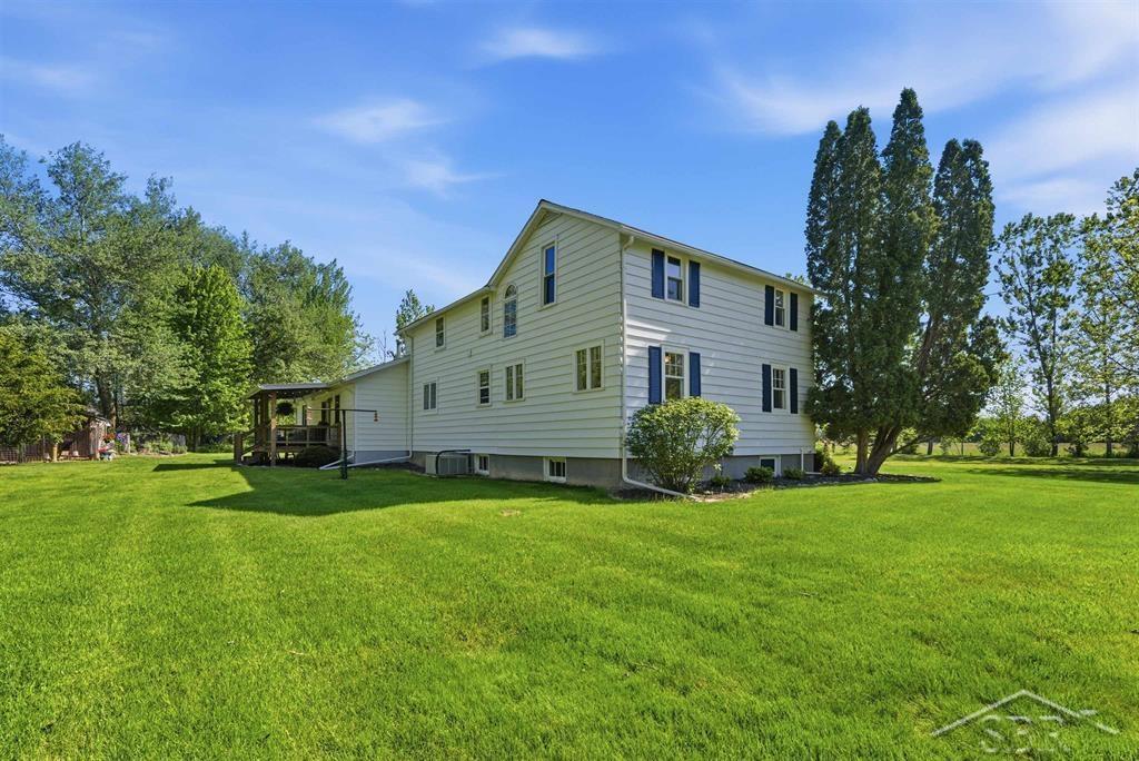 2775 East Siebert Road Midland, MI 48642 - Photo 35 of 47