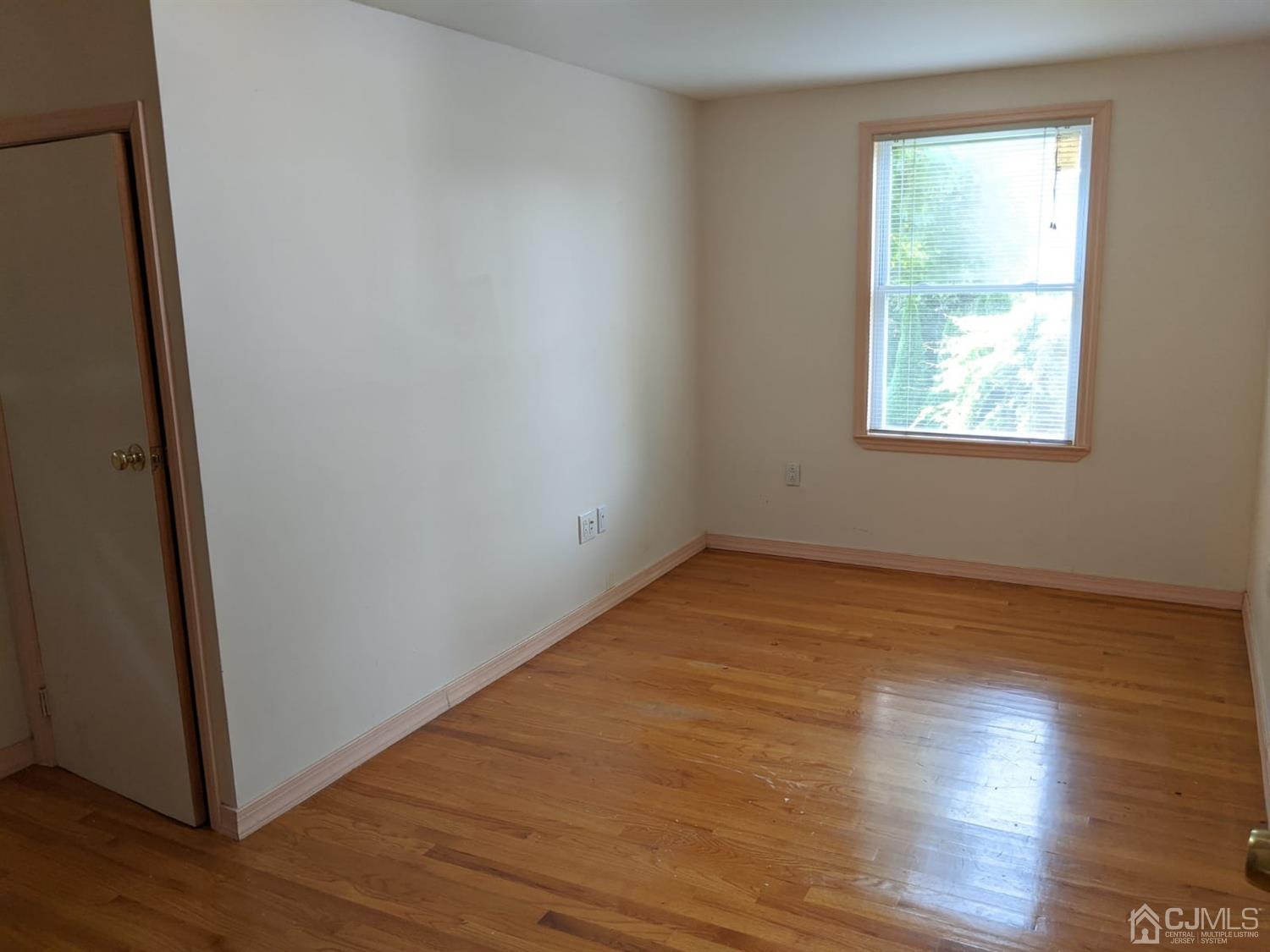 30 Fairfield Road East Brunswick, NJ 08816 - Photo 6 of 8 Gallery Image 6
