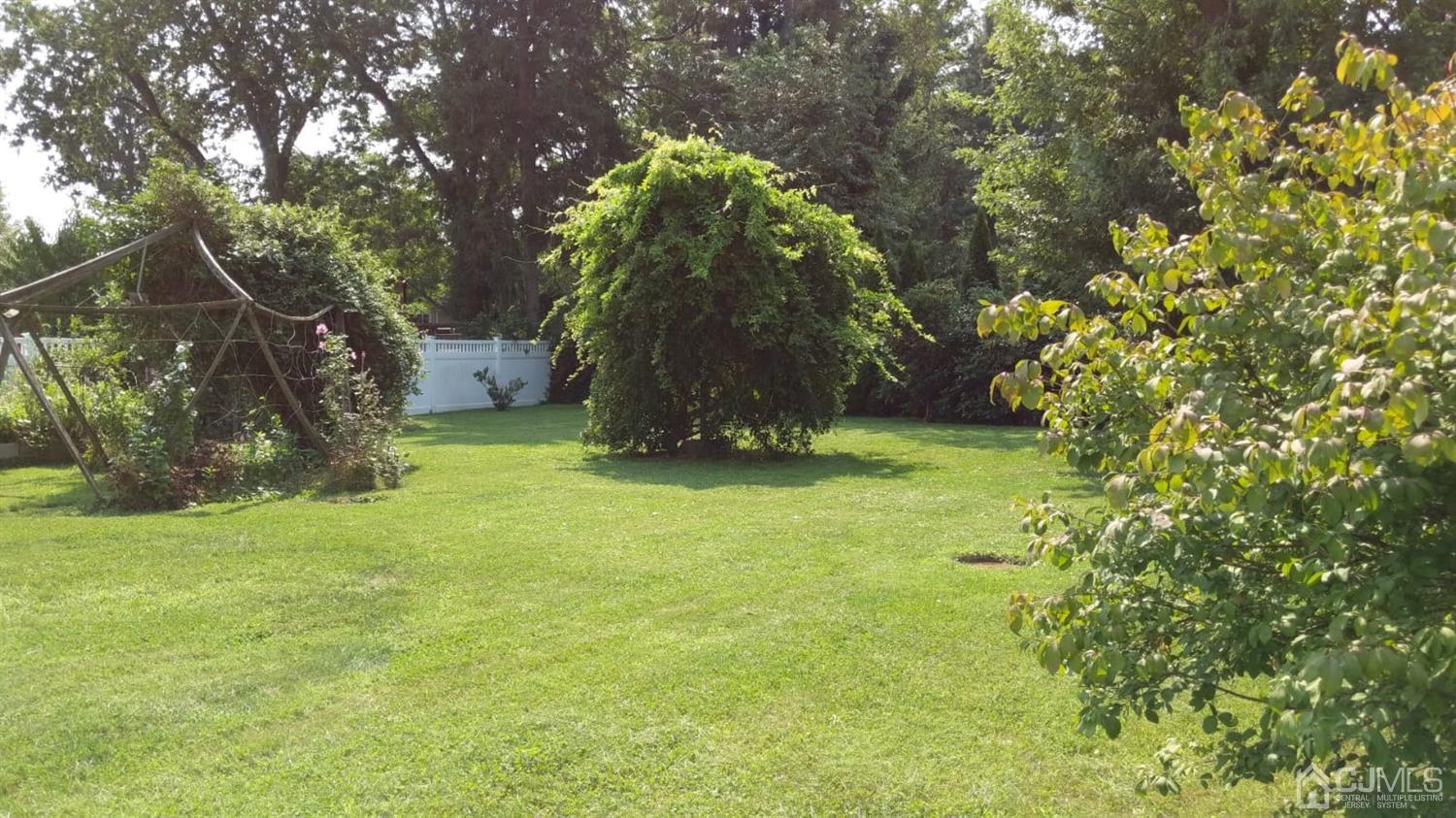 30 Fairfield Road East Brunswick, NJ 08816 - Photo 8 of 8 Gallery Image 8