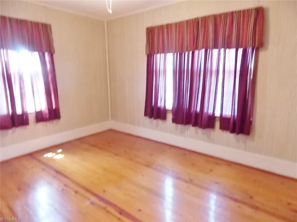 1853 Twin Oaks Road Elkin, NC 28621 - Photo 10 of 21 Gallery Image 10