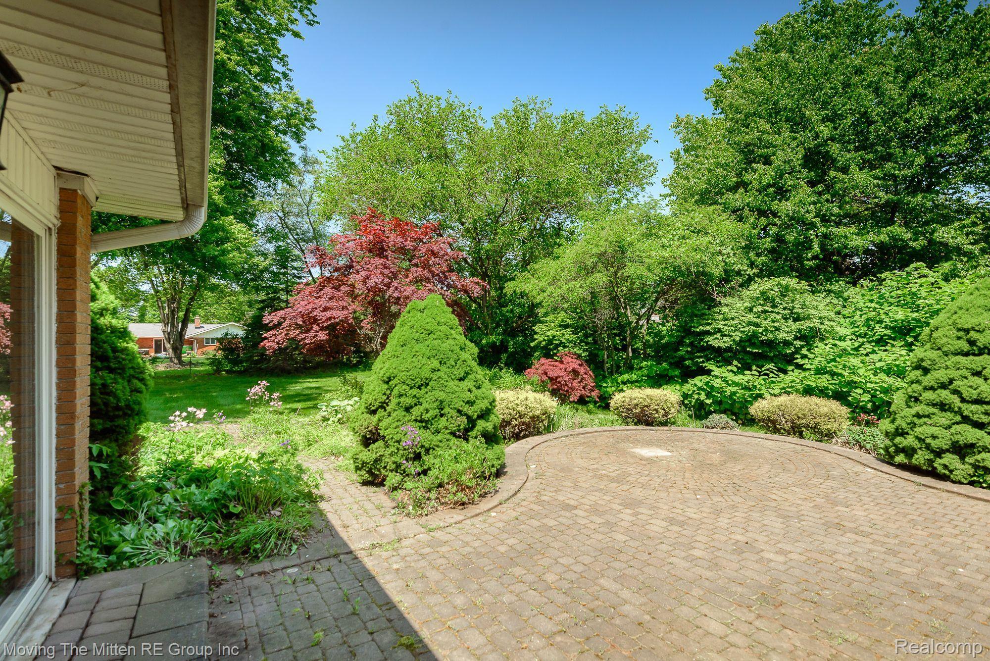 11566 Quirk Road Belleville, MI 48111 - Photo 14 of 55 Highlight Photo