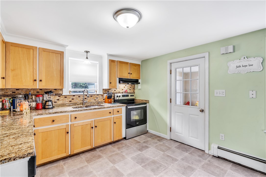 216 Bertenshaw Road Woonsocket, RI 02895 - Photo 12 of 33