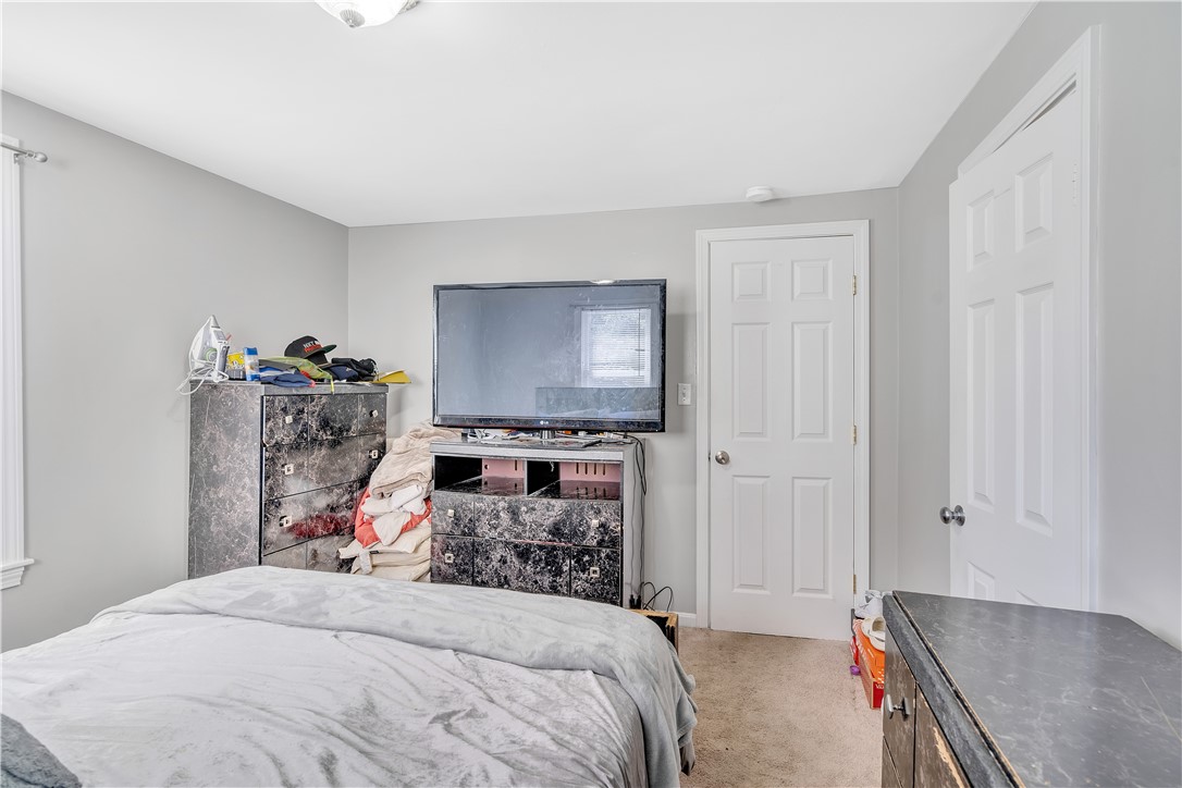 216 Bertenshaw Road Woonsocket, RI 02895 - Photo 22 of 33