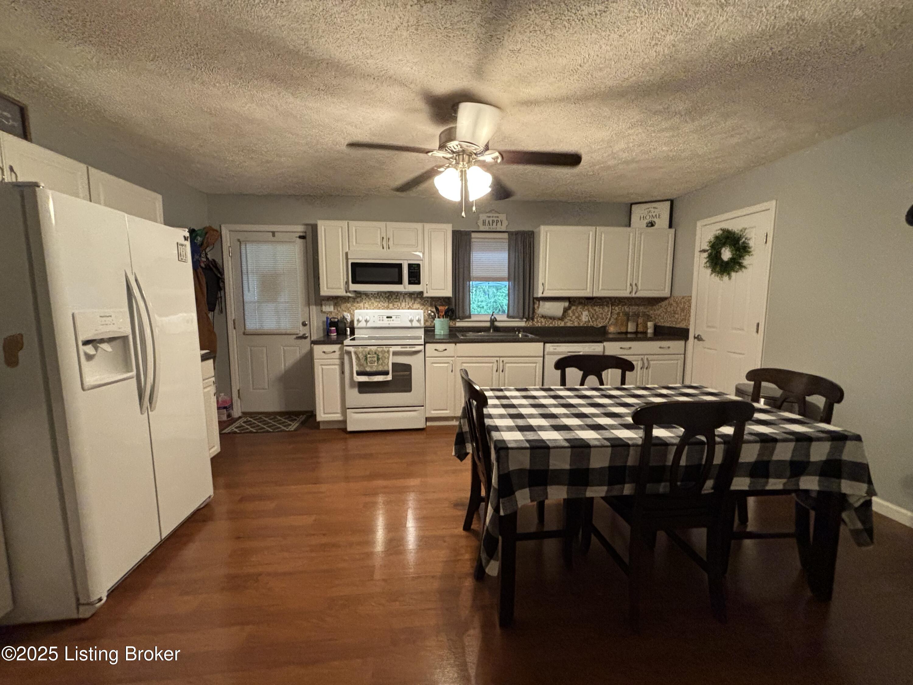 936 Old Ekron Road Brandenburg, KY 40108 - Photo 6 of 27 CE50A878-919E-4942-A803-060F2179BBCB
