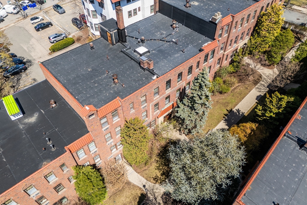 321 Tappan Street, Unit 1 Brookline, MA 02445 - Photo 29 of 31 an aerial view of a house