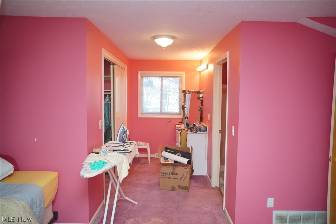 5285 Ridgebury Boulevard Cleveland, OH 44124 - Photo 28 of 28