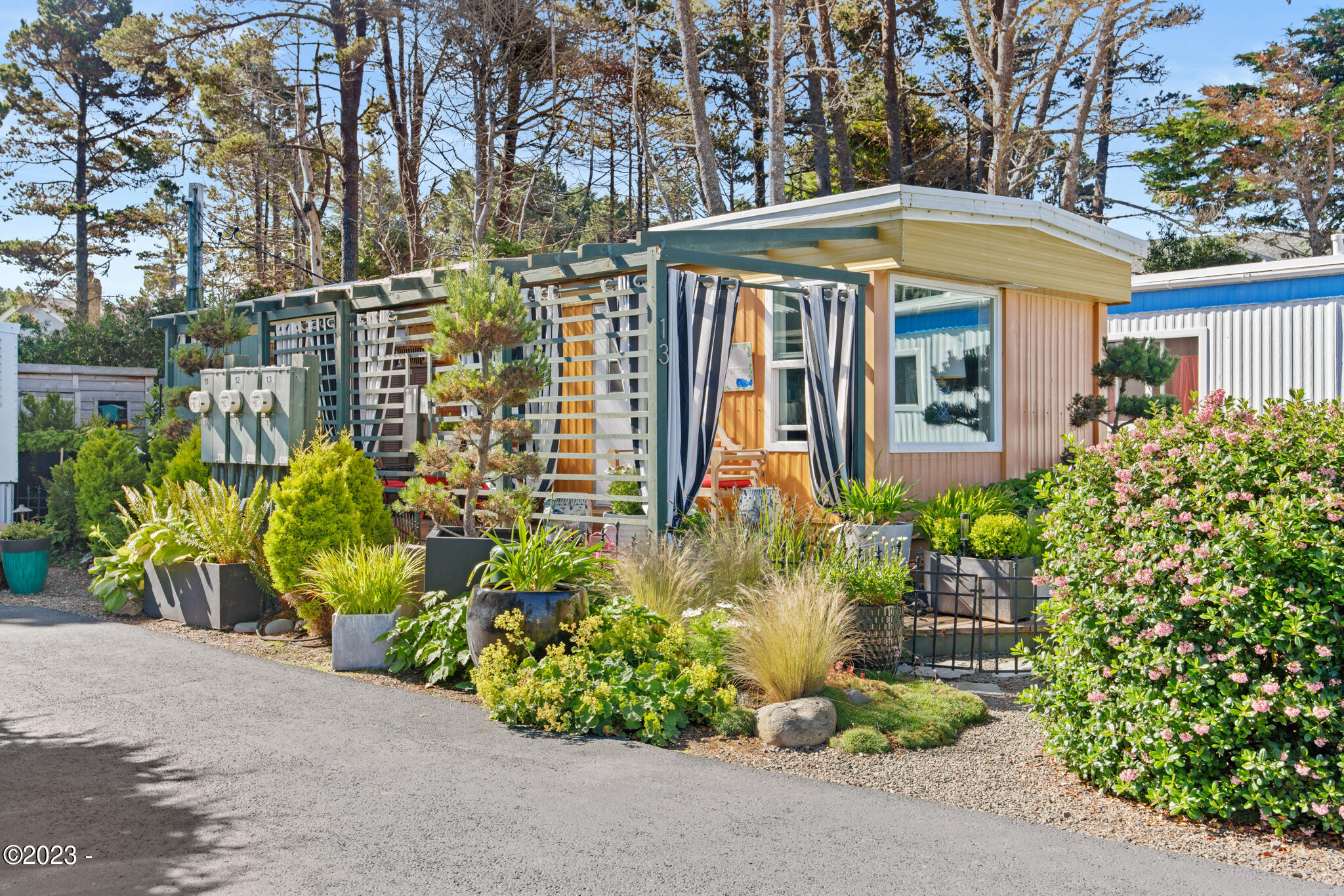 4875 North Us-101 Depoe Bay, OR 97341 - Photo 1 of 36 4875 N Hwy 101 #13 Depoe Bay OR-05