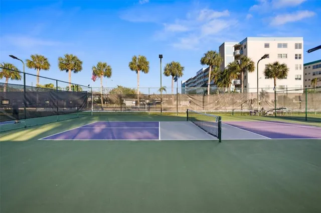 $400,000 | 5950 Pelican Bay Plaza South, Unit 405, Gulfport, FL 33707