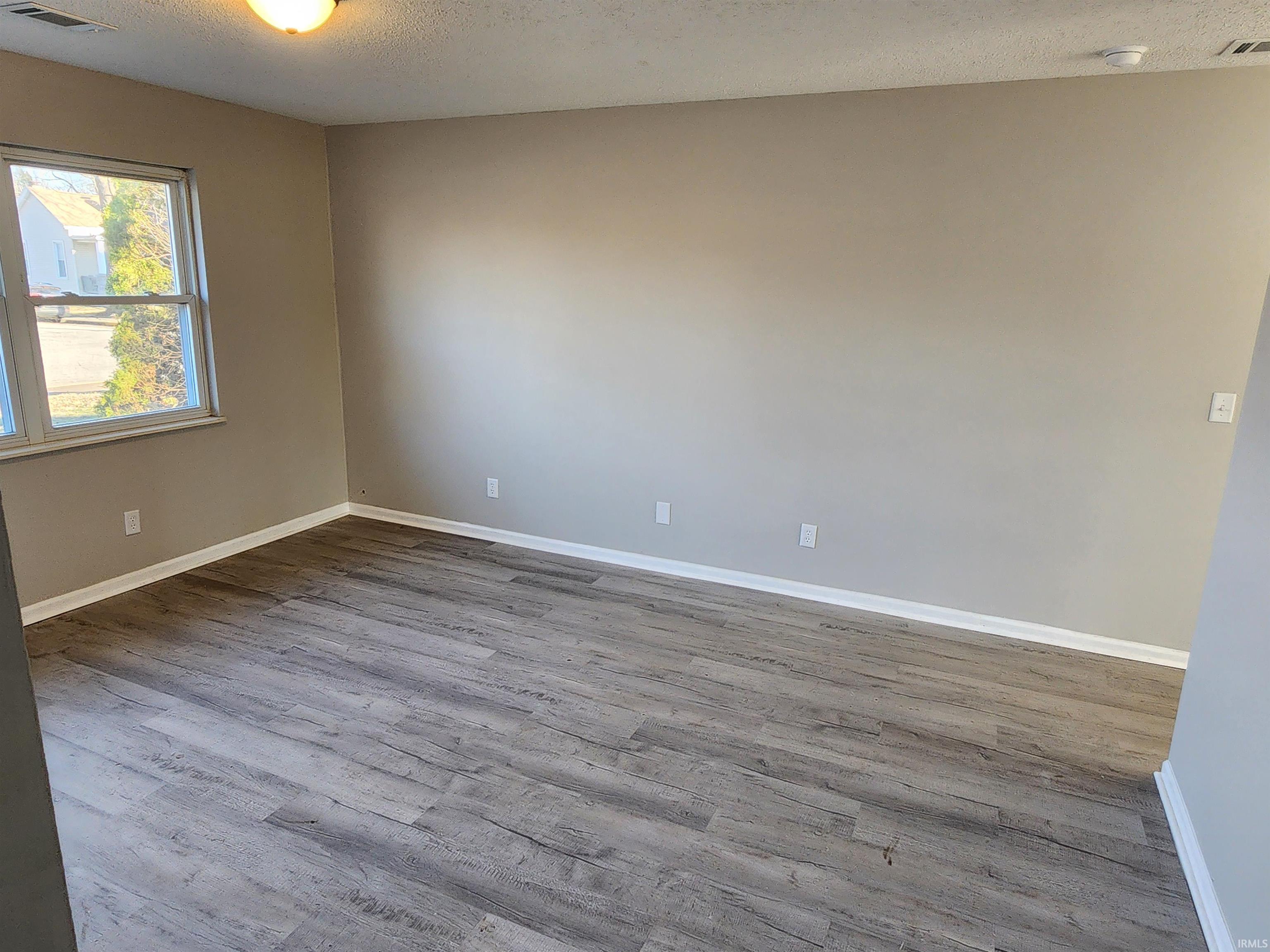 827 Judson Street Evansville, IN 47713 - Photo 2 of 12