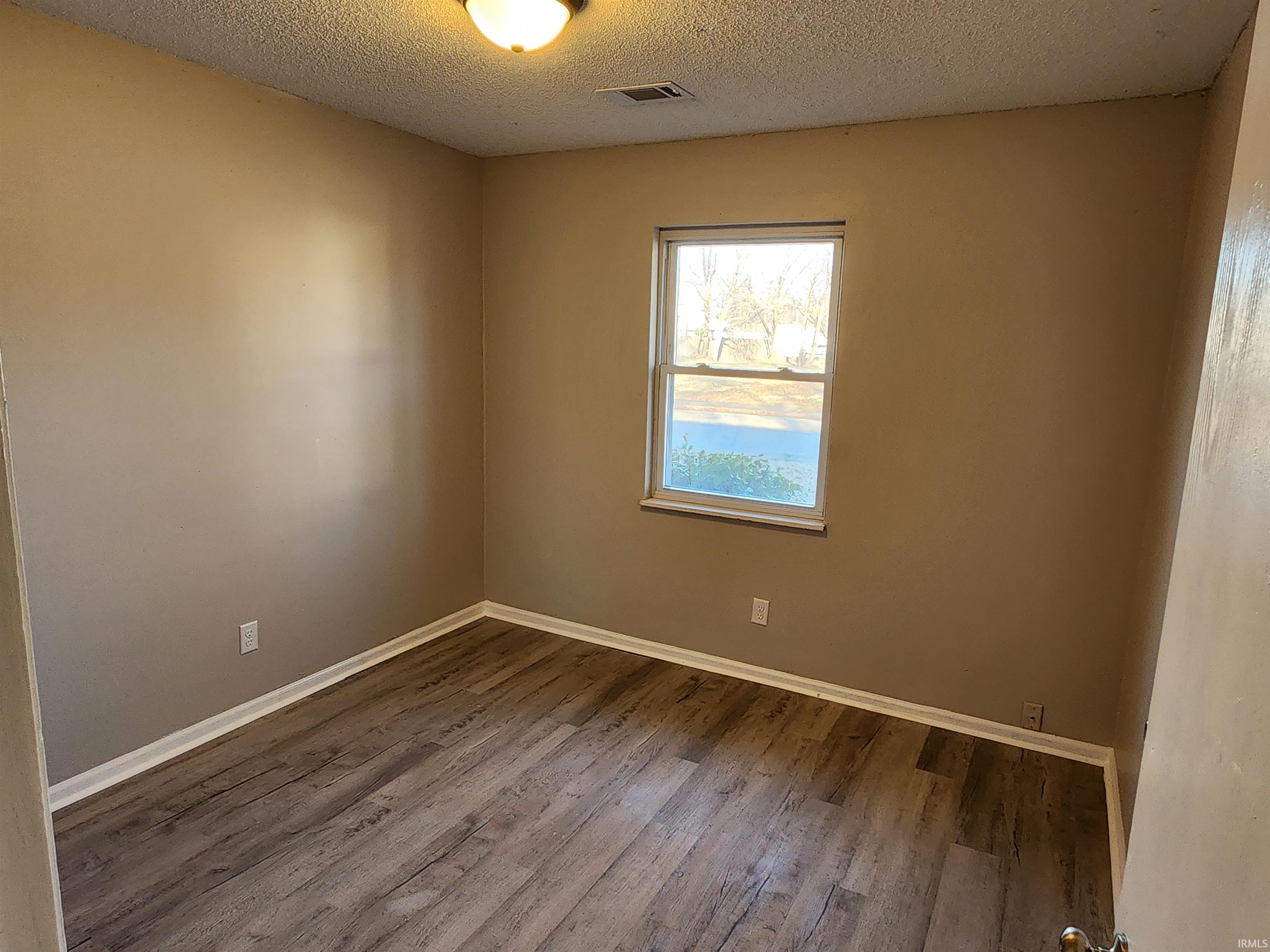 827 Judson Street Evansville, IN 47713 - Photo 6 of 12