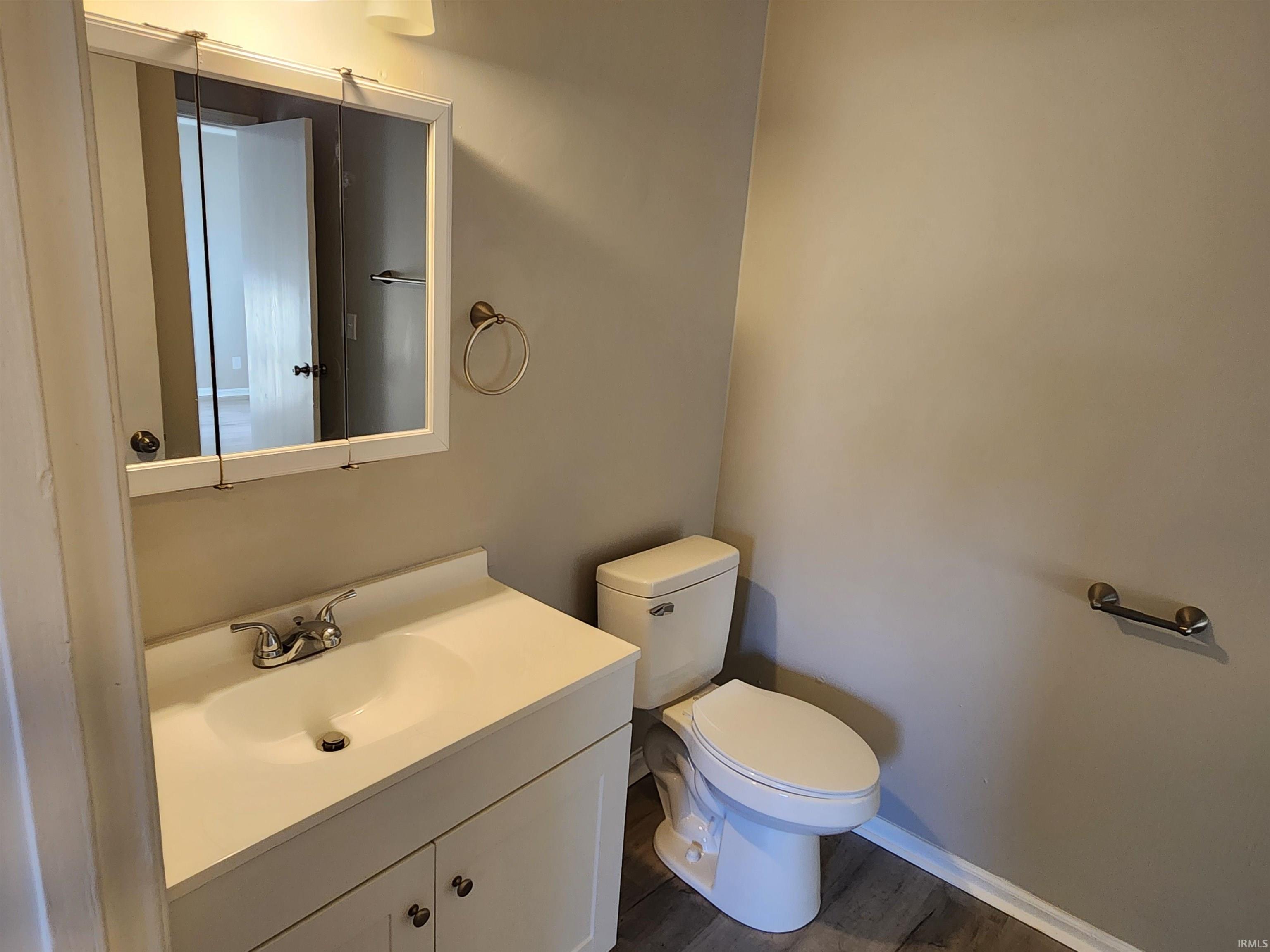 827 Judson Street Evansville, IN 47713 - Photo 8 of 12