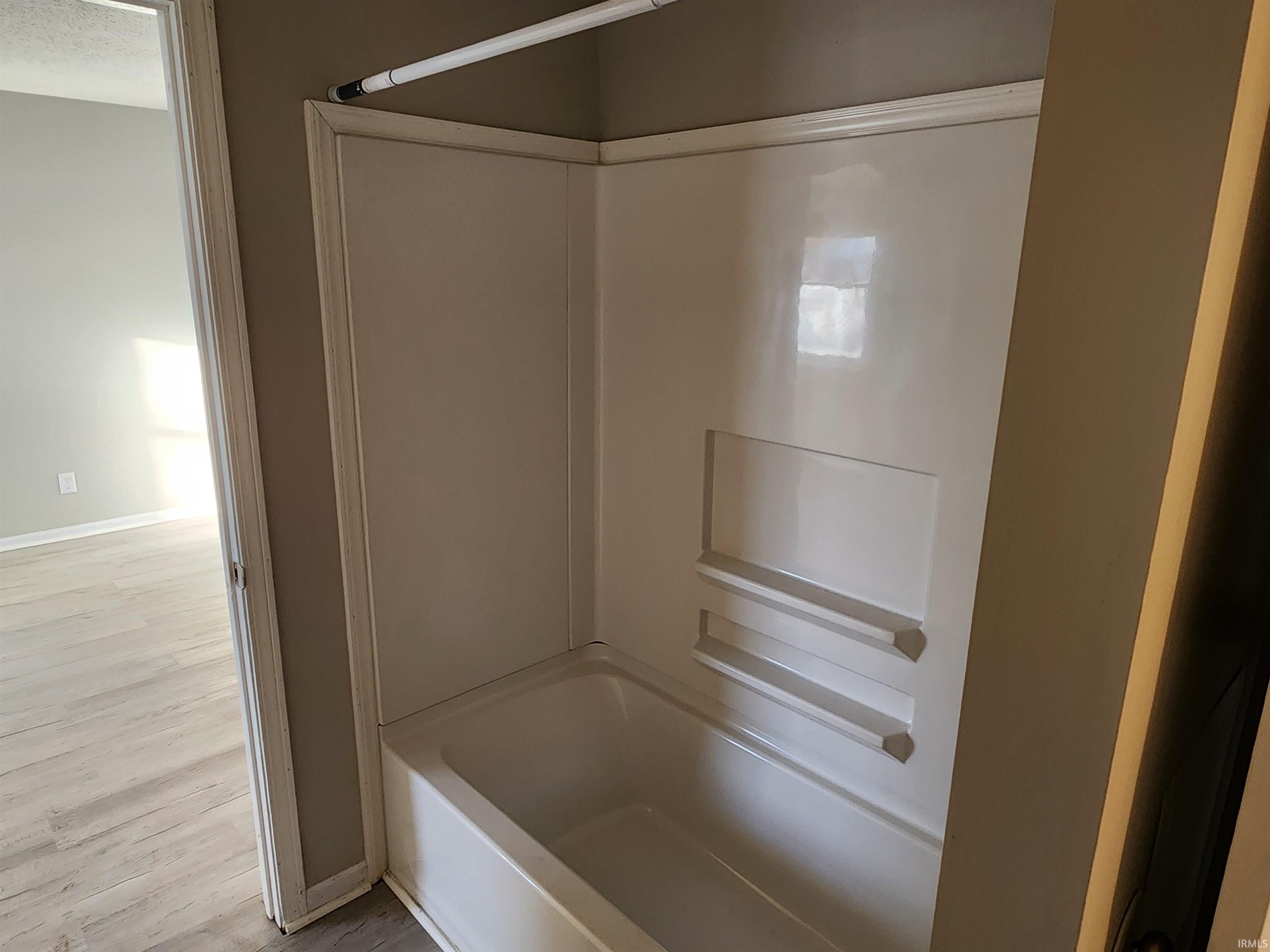 827 Judson Street Evansville, IN 47713 - Photo 10 of 12