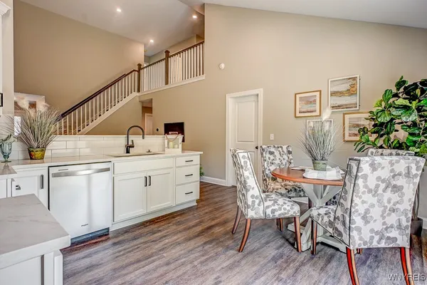 $549,900 | 22 B Stonham Way, Unit 302, Amherst, NY 14221