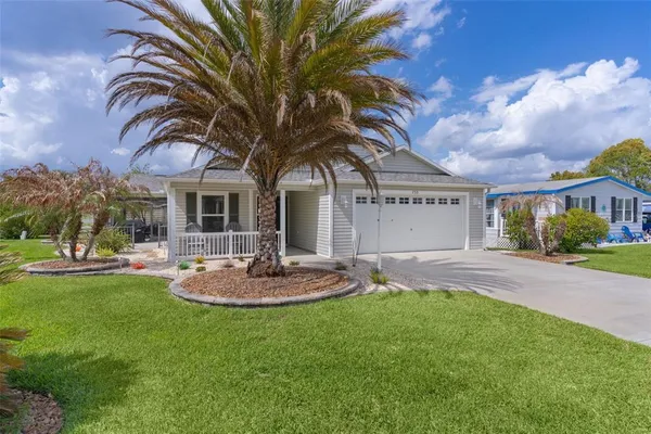 $339,900 | 733 Jason Drive, Lady Lake, FL 32159