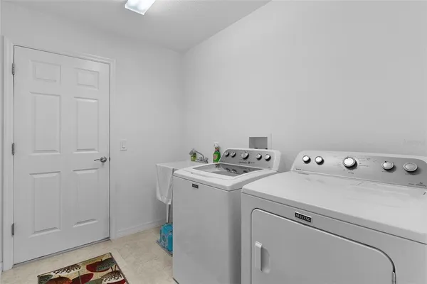 $339,900 | 733 Jason Drive, Lady Lake, FL 32159