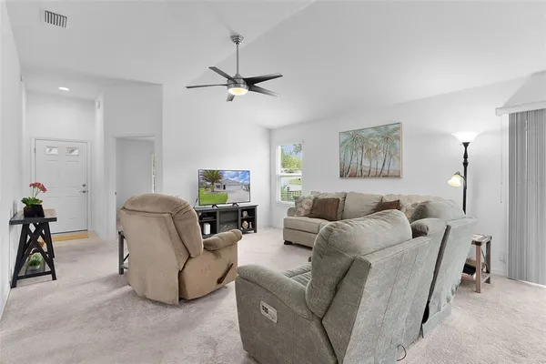 $339,900 | 733 Jason Drive, Lady Lake, FL 32159