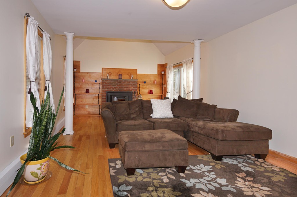 32 North Street Upton, MA 01568 - Photo 10 of 30 Gallery Image 10