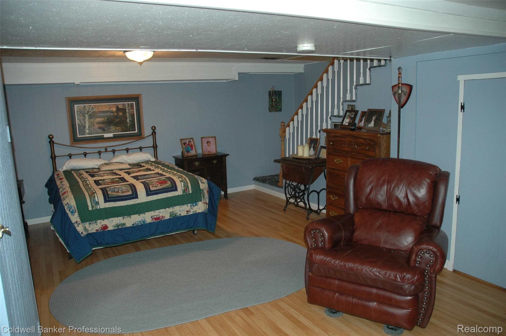 2094 Broker Road Lapeer, MI 48446 - Photo 27 of 31 DSC_0913.JPG