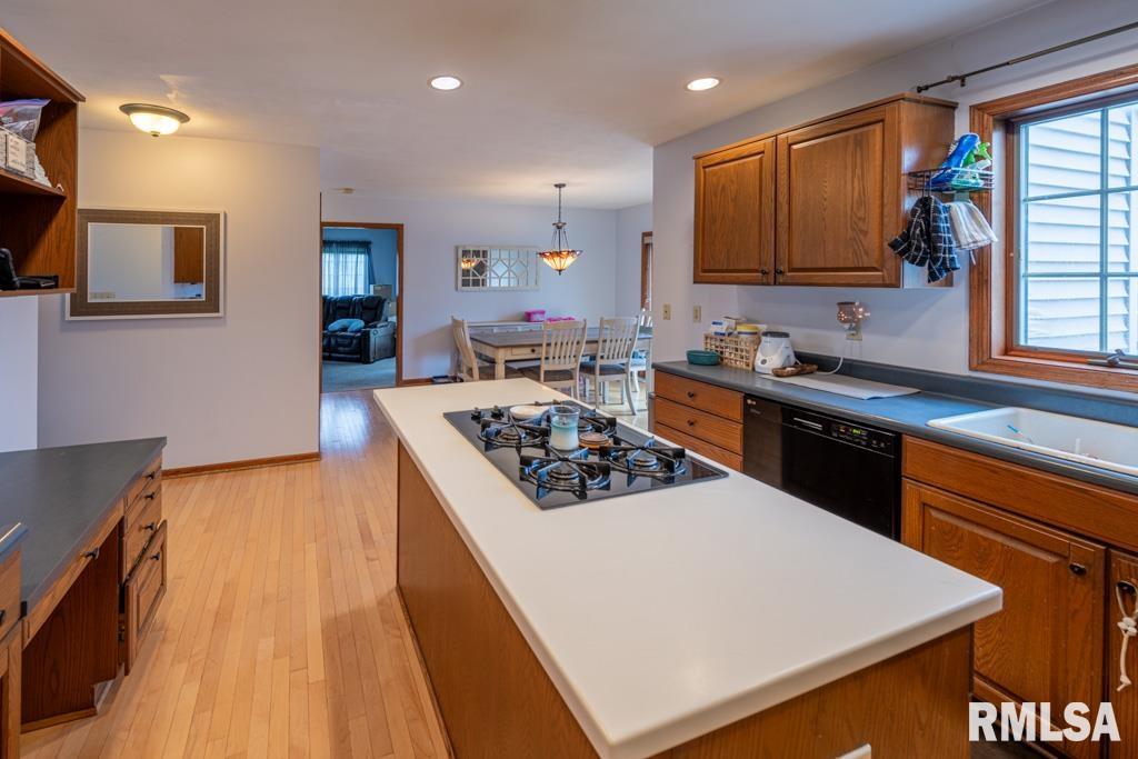 3408 South Hilton Lane Mapleton, IL 61547 - Photo 8 of 27 Gallery Image 8