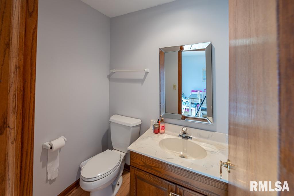 3408 South Hilton Lane Mapleton, IL 61547 - Photo 9 of 27 Gallery Image 9