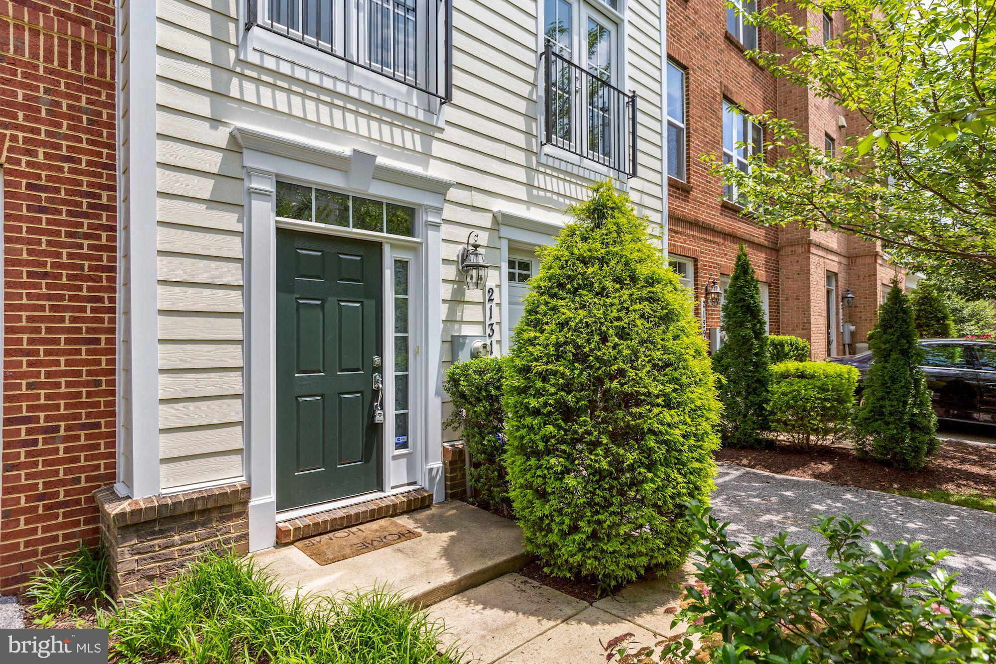 2131 Little Sorrel Way Silver Spring, MD 20902 - Photo 4 of 40 Gallery Image 4
