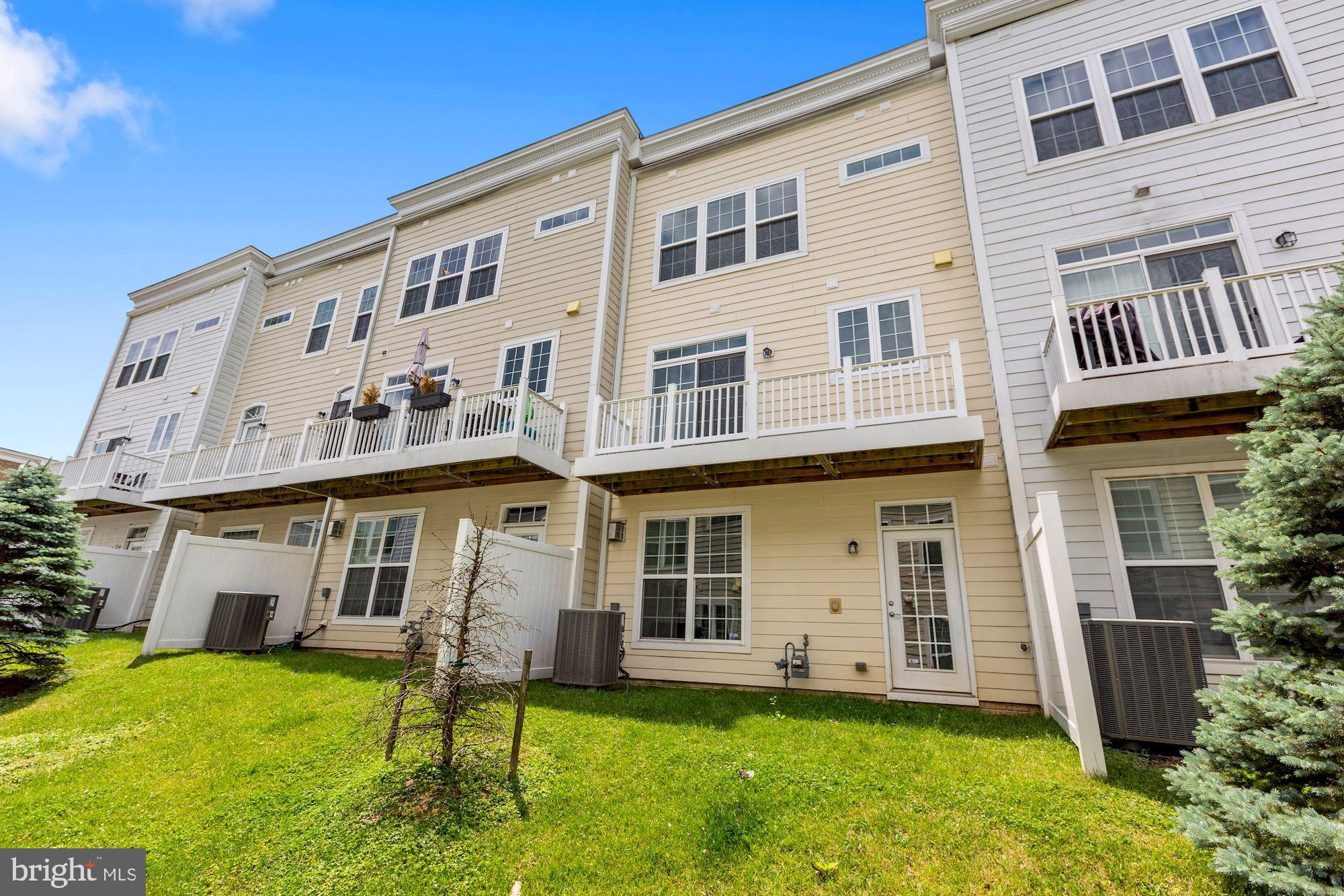 2131 Little Sorrel Way Silver Spring, MD 20902 - Photo 40 of 40 Rear yard