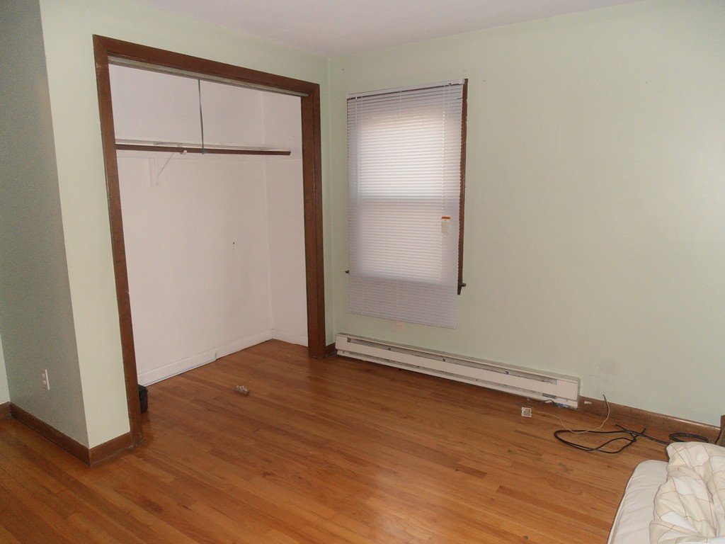 11-15 Chilson Street Springfield, MA 01118 - Photo 8 of 23 Gallery Image 8